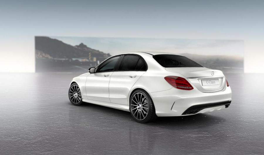  Mercedes-Benz C-Class Night Package 2014 года  (фото 2 из 4)